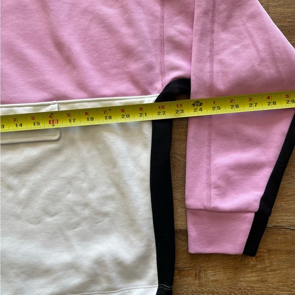 DKNY - Picture 10 of 11